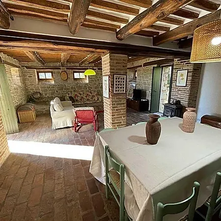 Scenic Hideaway With Pool 3*