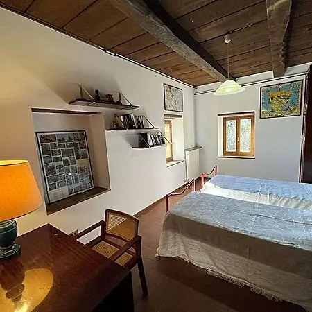 Scenic Hideaway With Pool Amandola