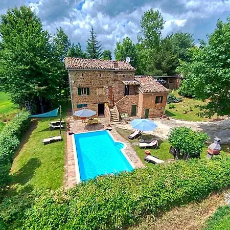 Scenic Hideaway With Pool Hotel